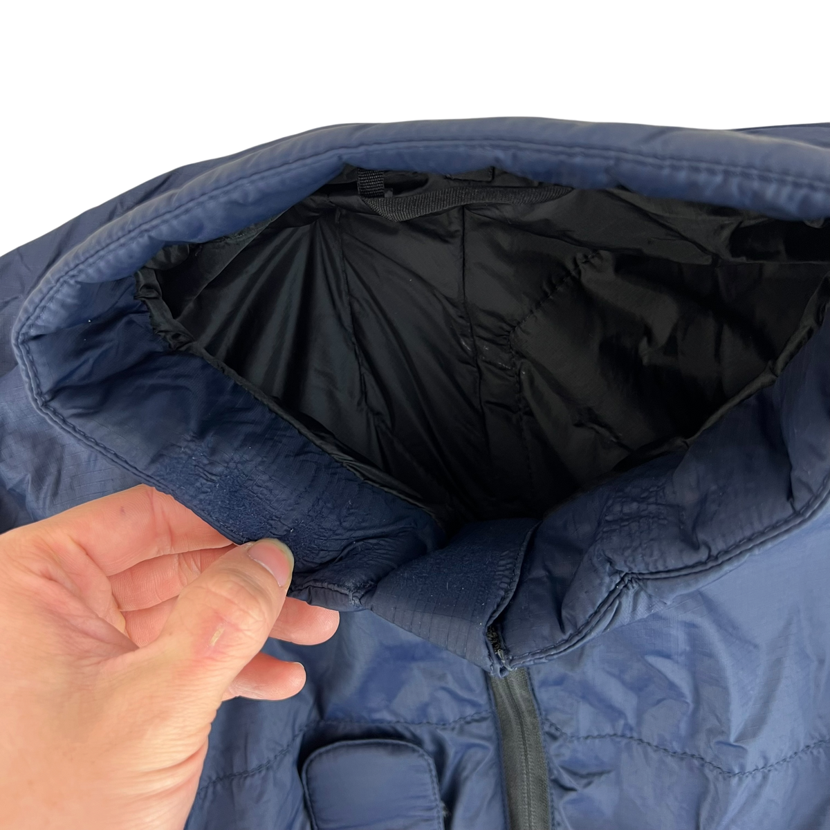 British Royal Navy Carinthia LIG 4.0 Thermal Jacket - Small