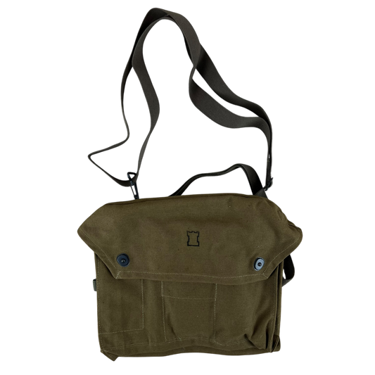 Finnish Army M61 Gas Mask Respirator Bag w/ Kit