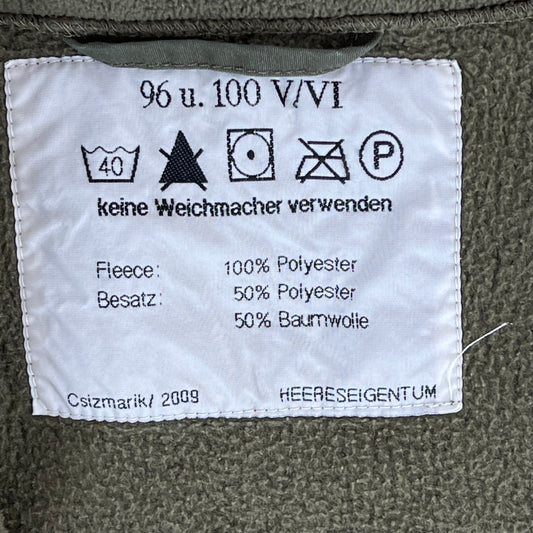 Austrian Army Olive Fleece Cardigan - Medium 96-100 V/VI