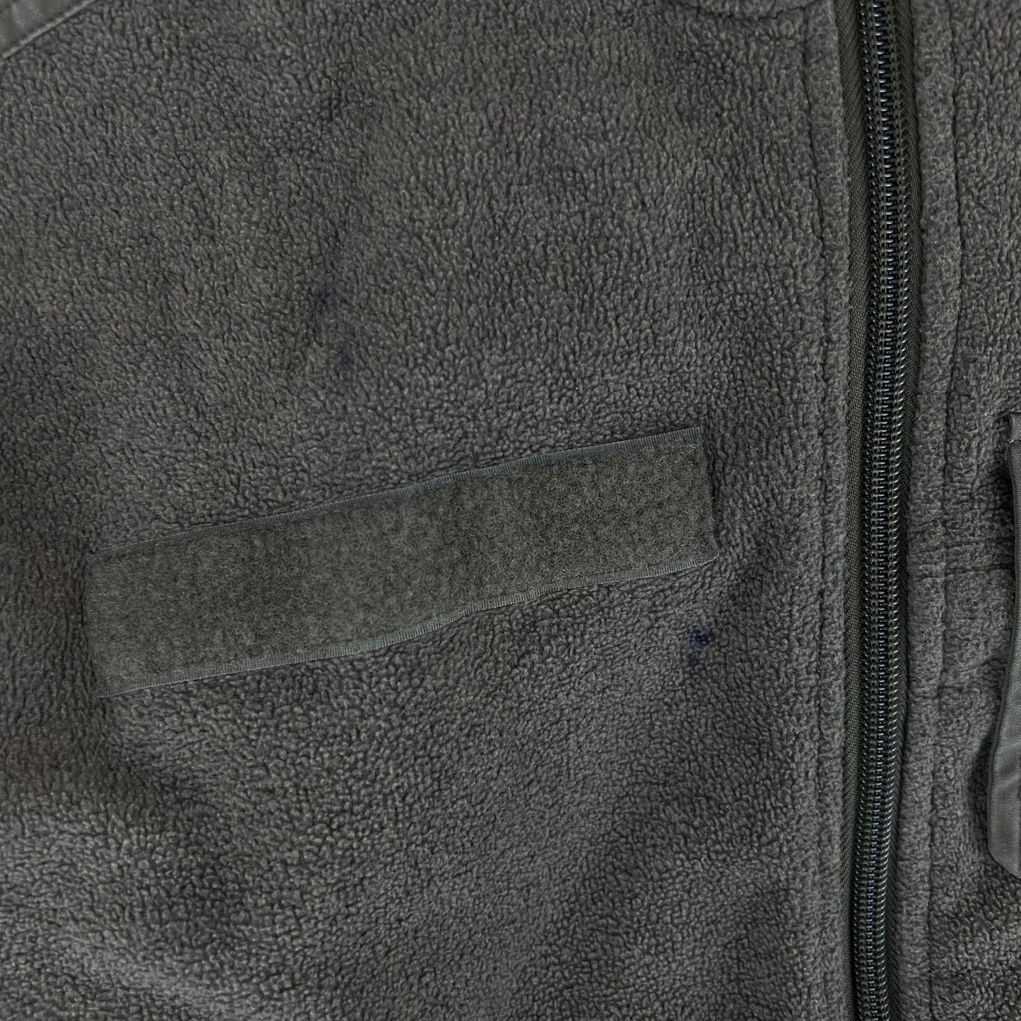 Austrian Army Olive Fleece Cardigan - Small 88-92 III/IV