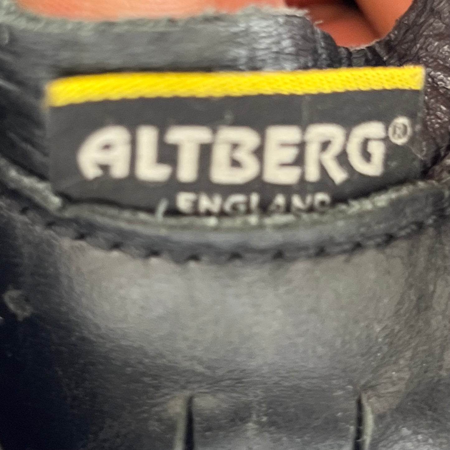 British Army Altberg Defender Black Combat Boots - Size 9L