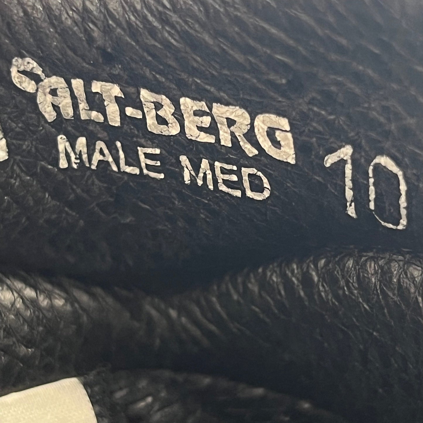 British Army Altberg Defender Black Combat Boots - Size 10M