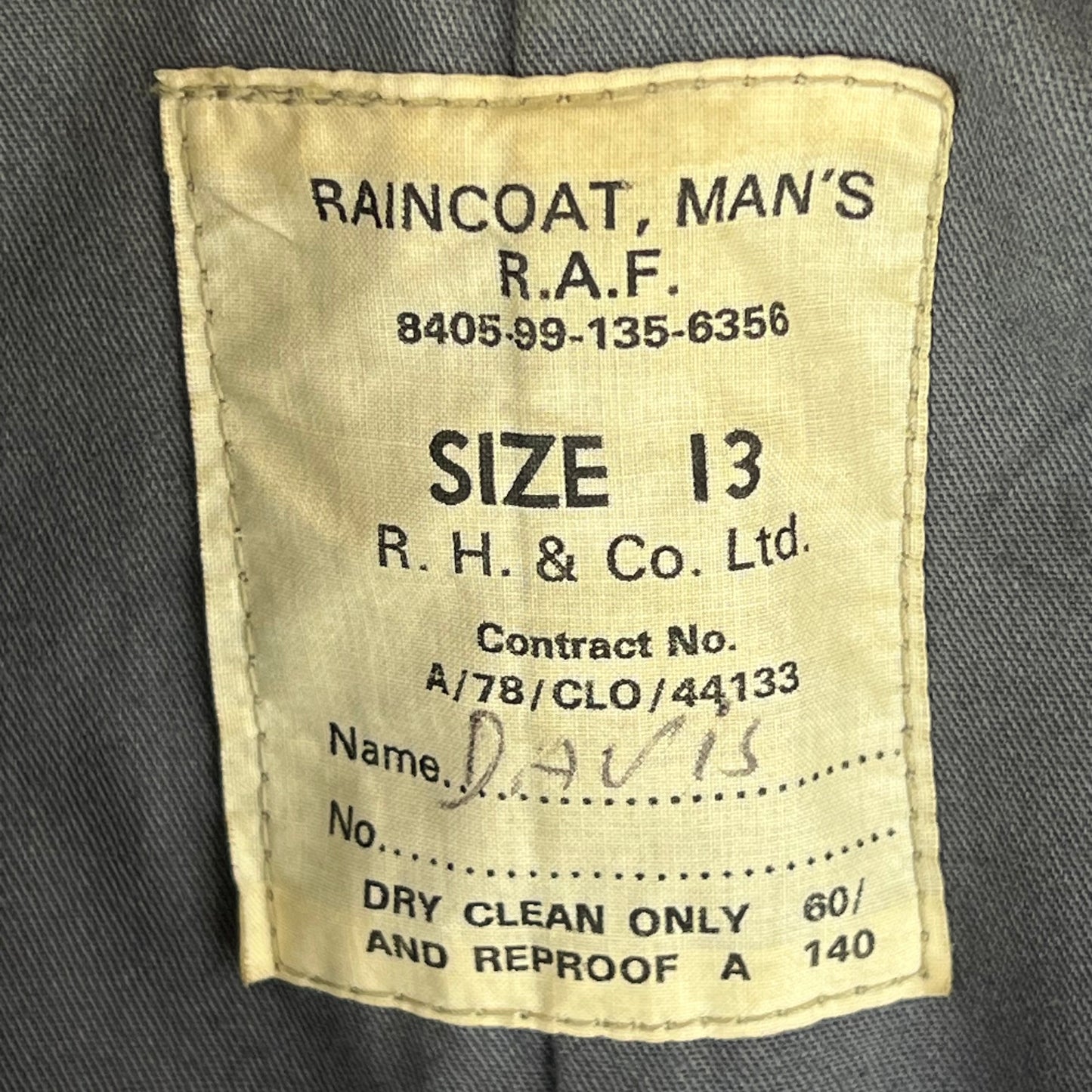 British RAF 72 Pattern Raincoat Trenchcoat - Medium