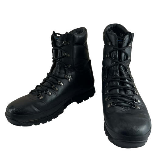 British Army Altberg Defender Black Combat Boots - Size 10M