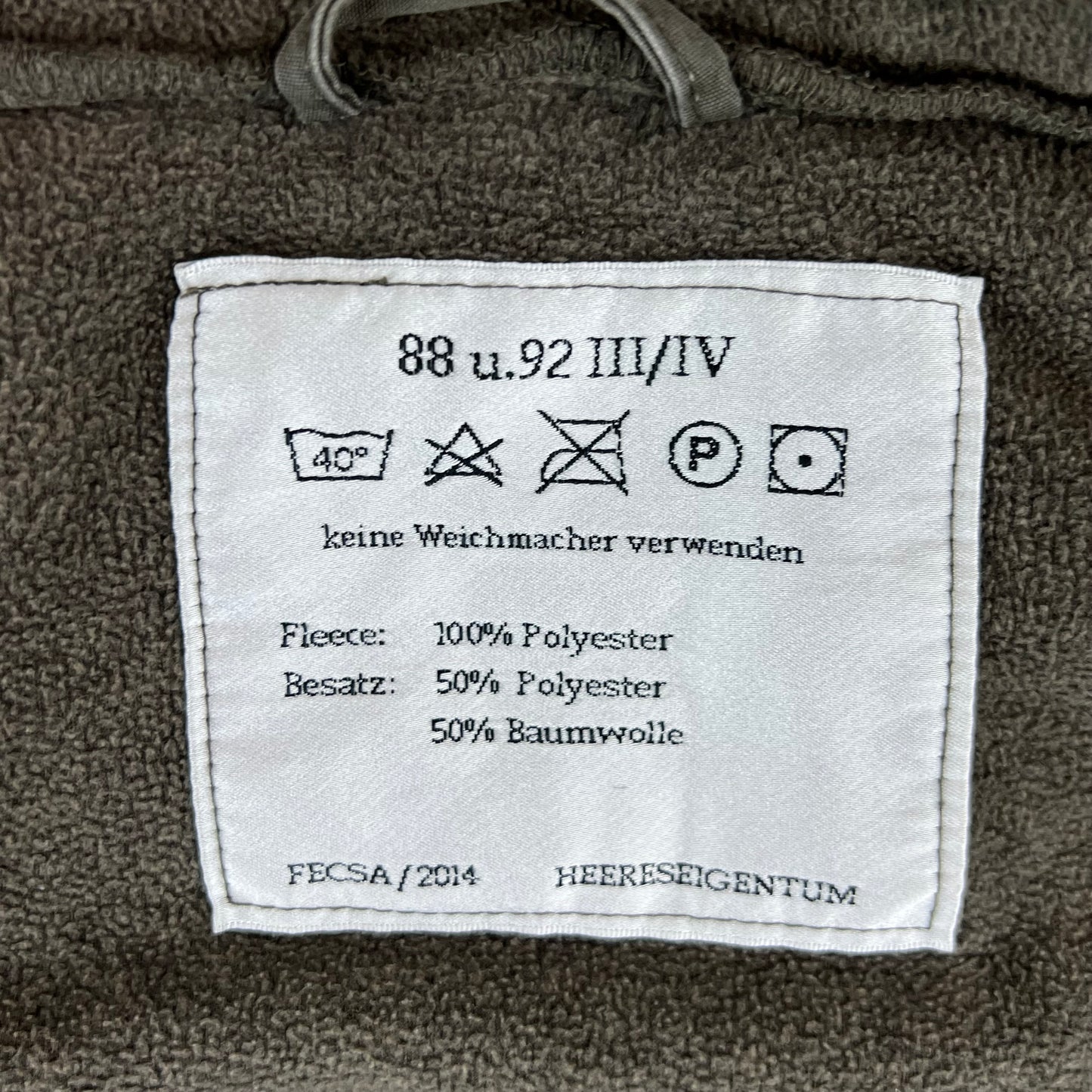 Austrian Army Olive Fleece Cardigan - Small 88-92 III/IV