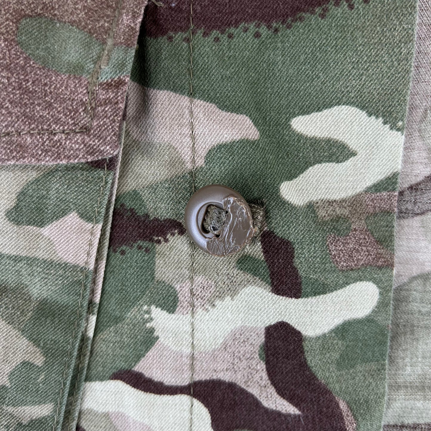 British Army MTP Camouflage Field Tailored Barracks Shirt / Vest - Medium 170/96