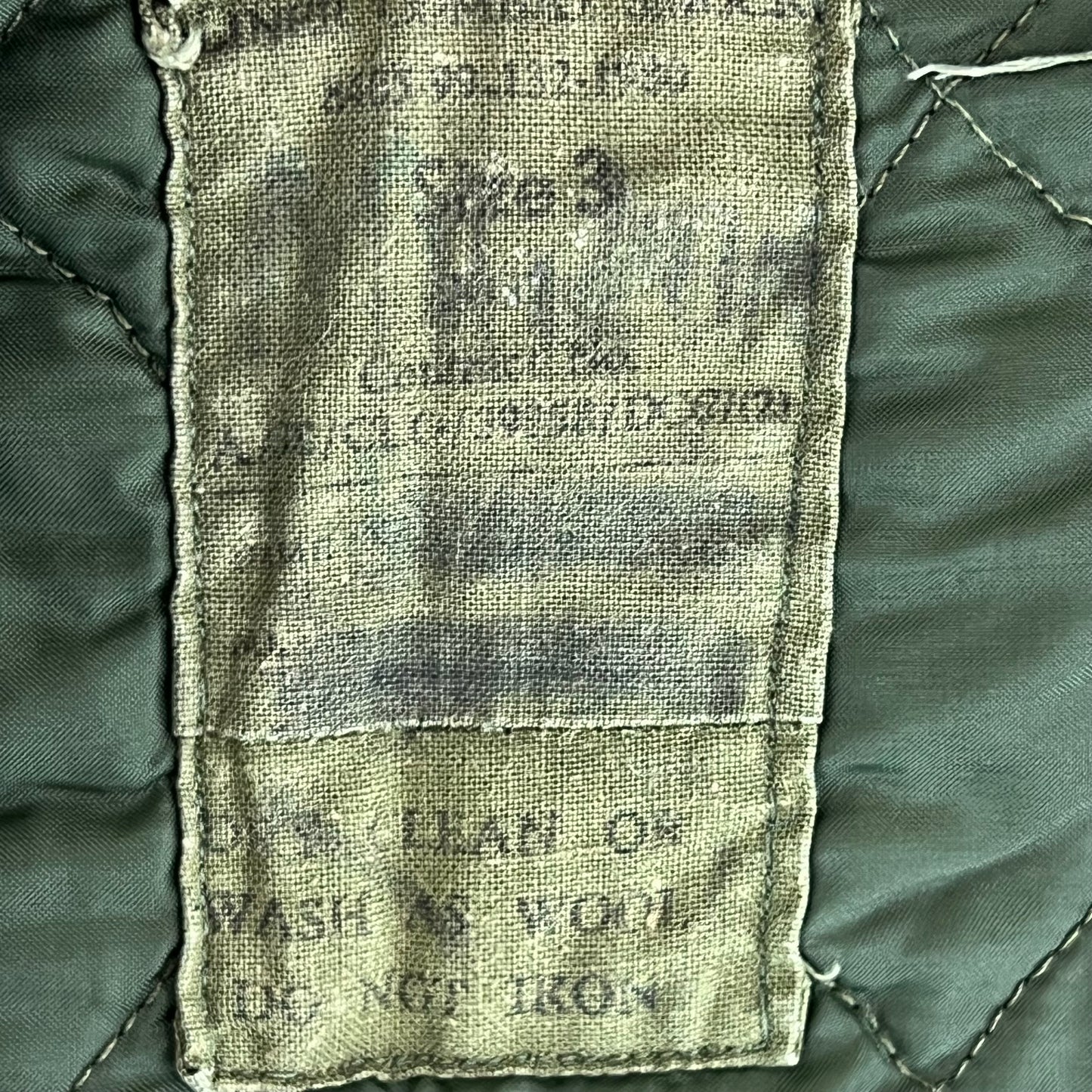 British Army Cold Weather Jacket Gilet Liner - Large