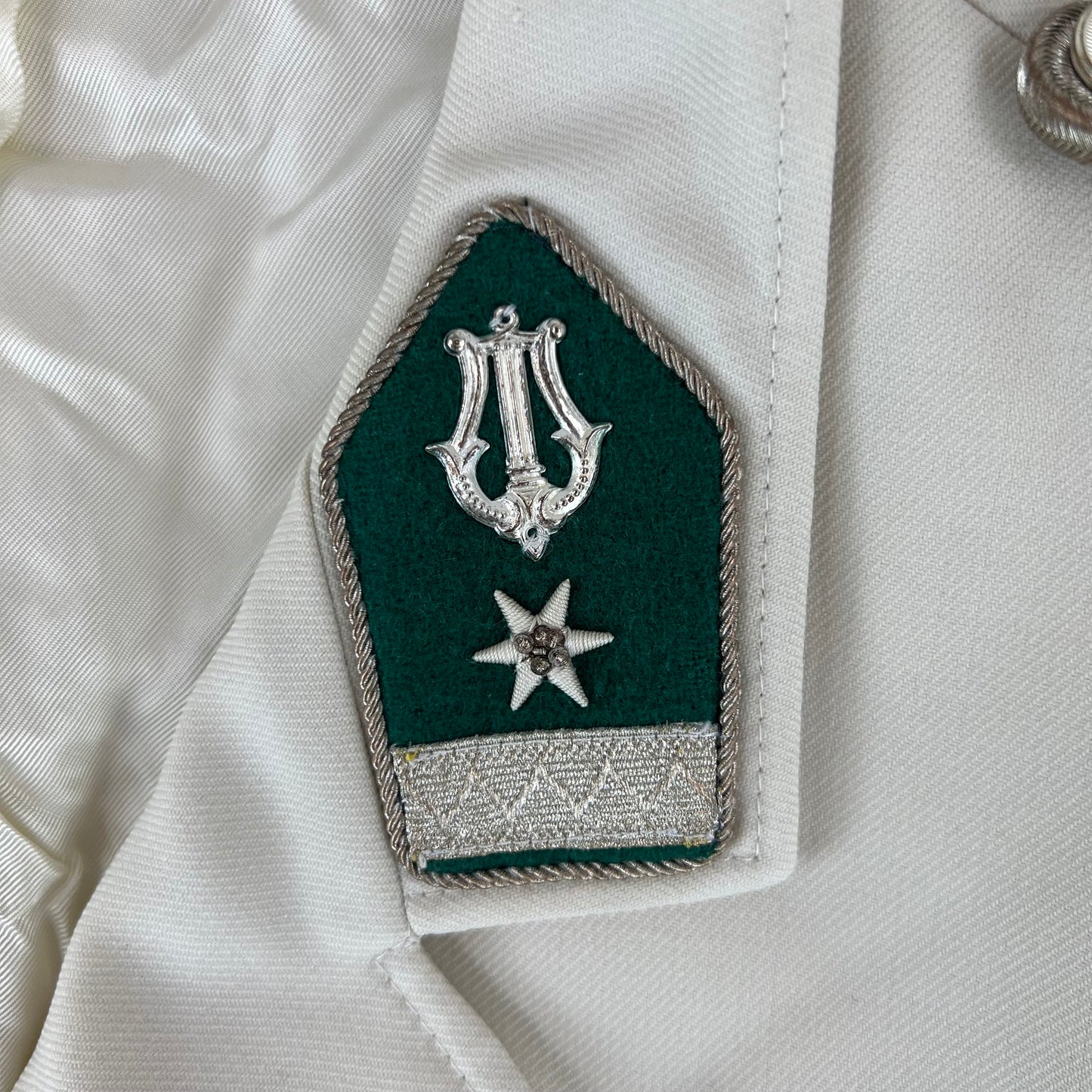 Austrian Army White Dress Jacket - Medium