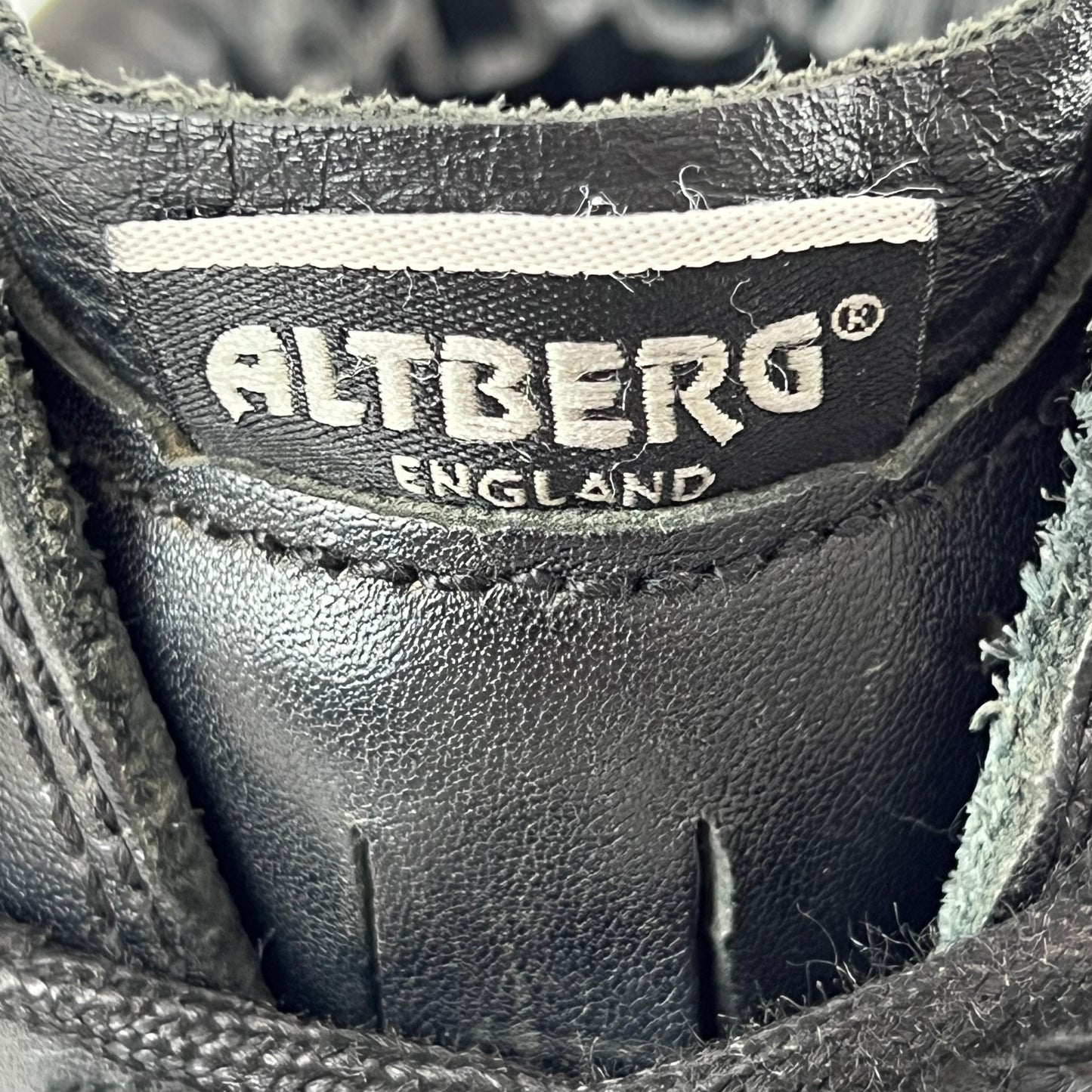 British Army Altberg Defender Black Combat Boots - Women's Size 6L