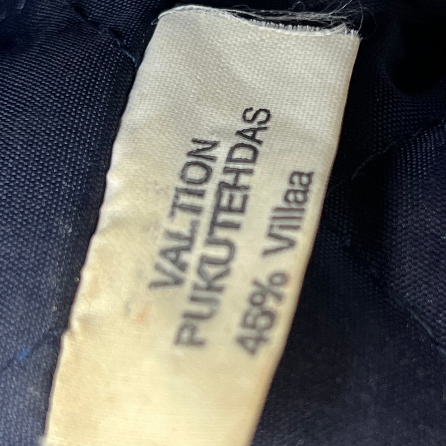 Finnish Police Winter Cap w/ Badge - Medium 58cm