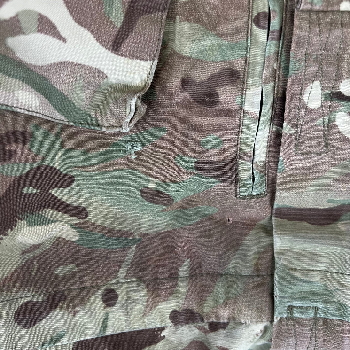 British Army MTP Camouflage Windproof Smock - Small