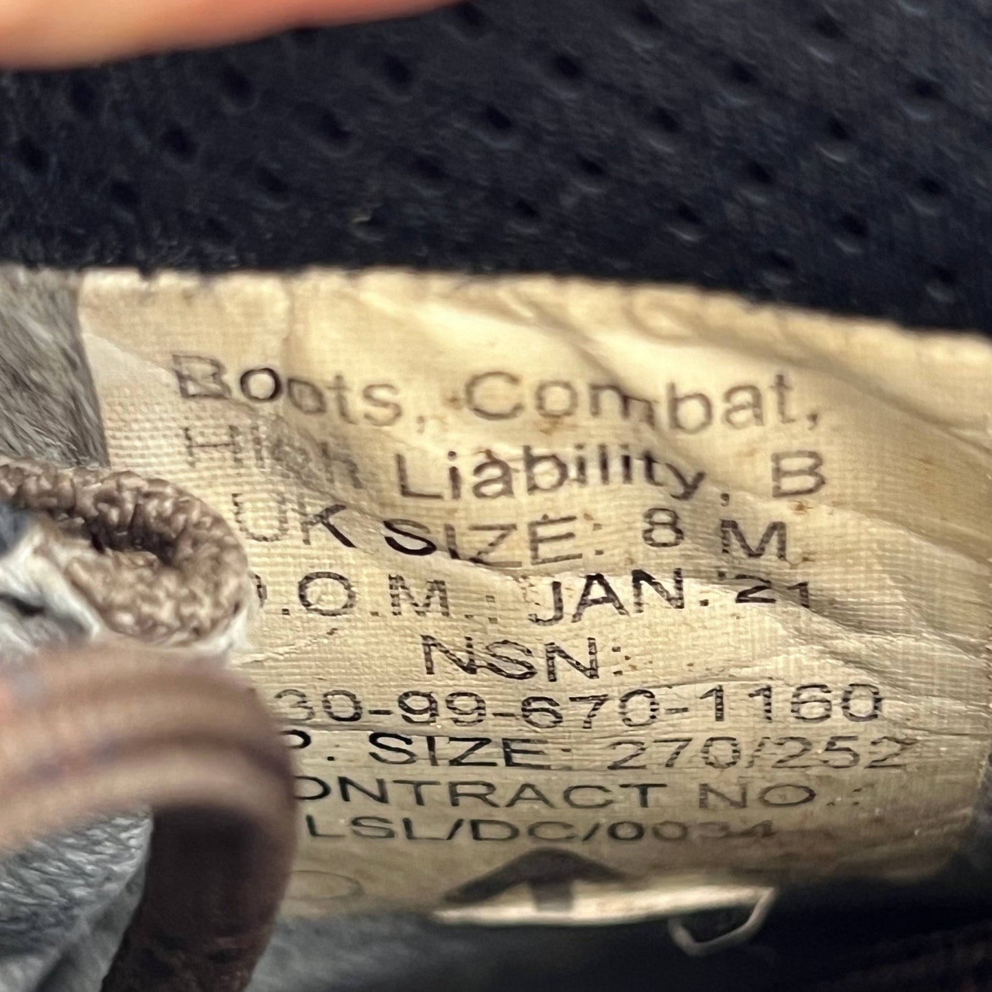 British Army AKU Brown Combat Boots - Size 8M