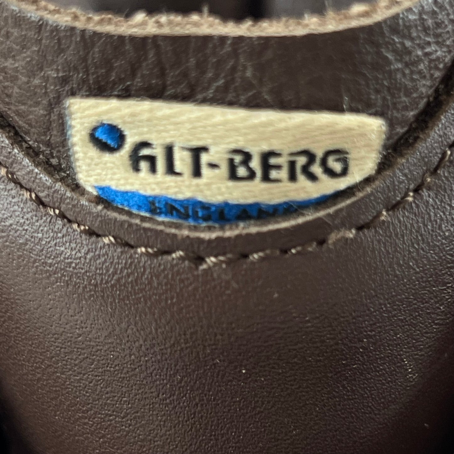 British Army Altberg Defender Brown Combat Boots - Size 7M