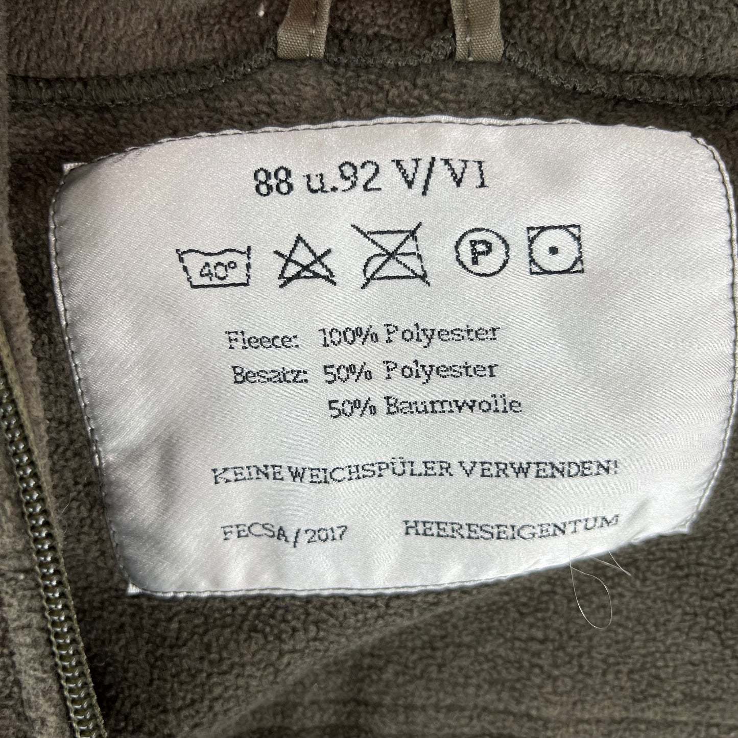 Austrian Army Olive Fleece Cardigan - Small 88-92 V/VI