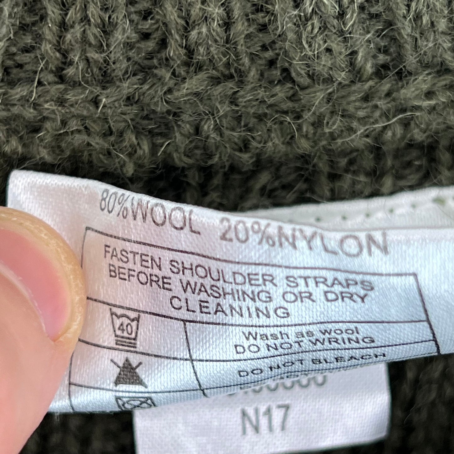 British Army Olive Green Pullover Jumper - Large 106cm