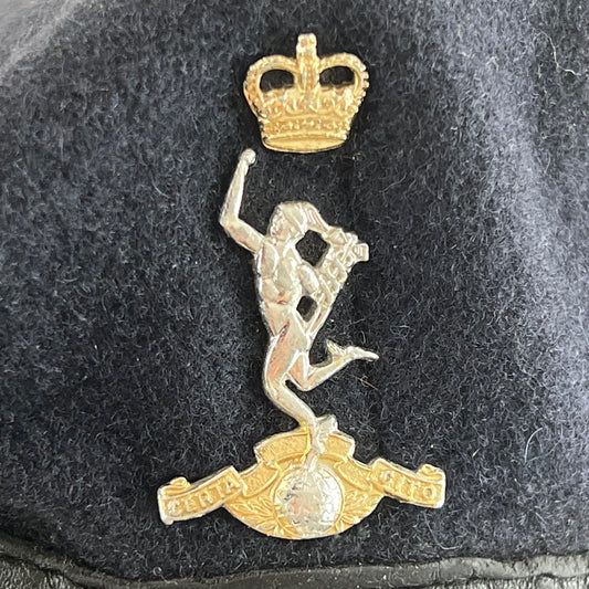 British Army Beret w Badge - Royal Signals Corps - Small