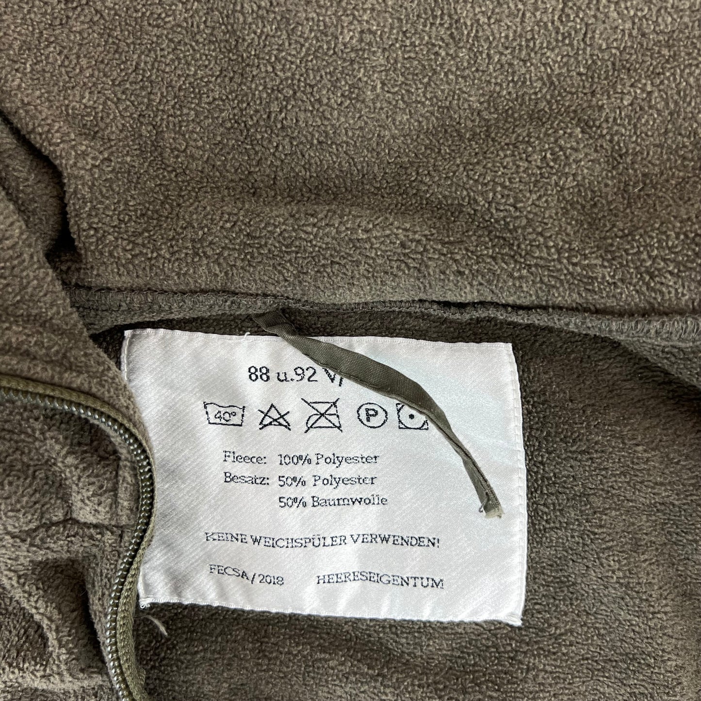 Austrian Army Olive Fleece Cardigan - Small 88-92 V/VI