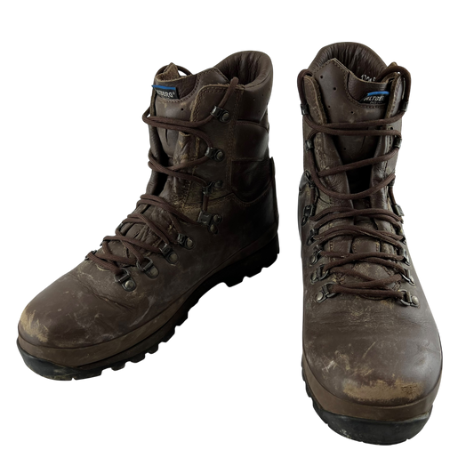 British Army Altberg Defender Brown Combat Boots - Size 9M