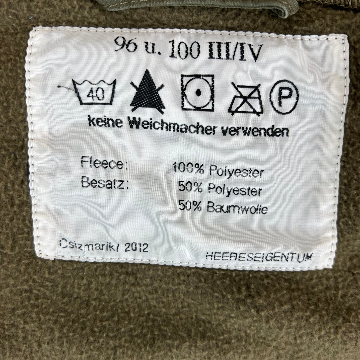 Austrian Army Olive Fleece Cardigan - Medium 96-100 III/IV