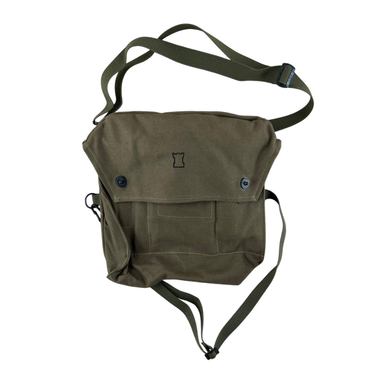 Finnish Army M61 Gas Mask Respirator Bag w/ Kit
