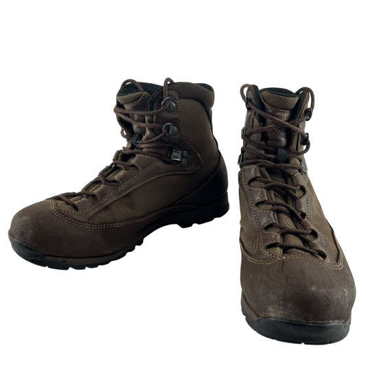 British Army AKU Brown Combat Boots - Size 7M