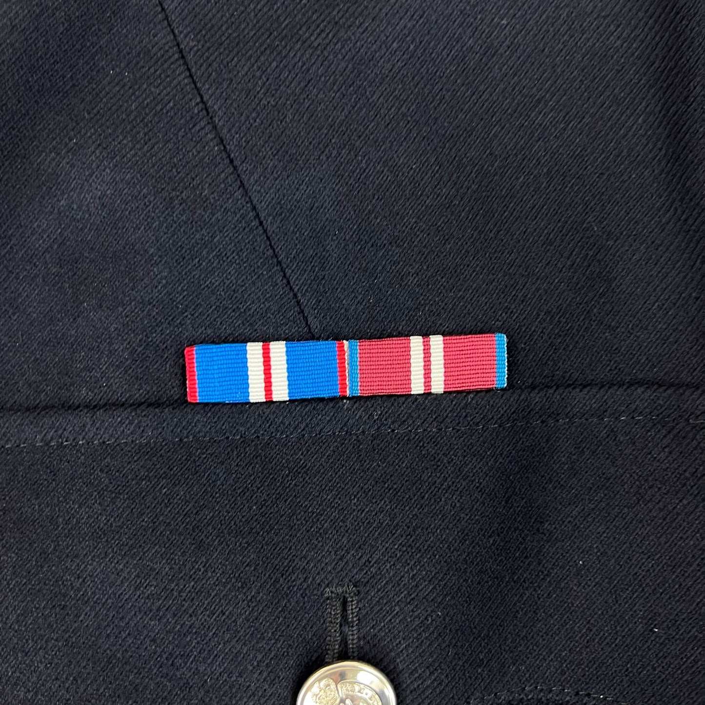 British Army No. 1 Dress Jacket w/ Belt - Welsh Guards - Medium