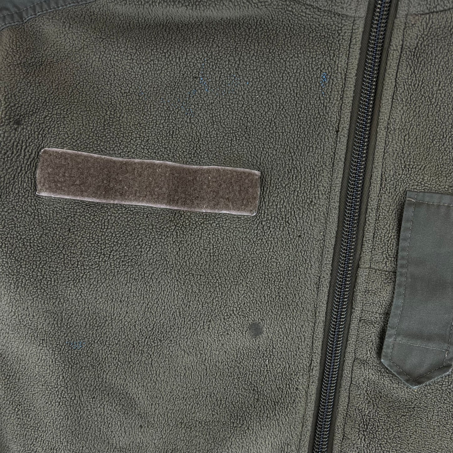 Austrian Army Olive Fleece Cardigan - Medium 96-100 V/VI