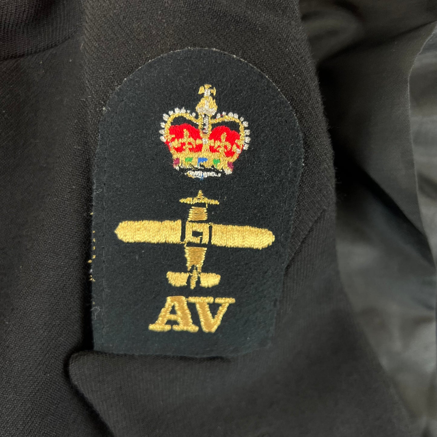 British Royal Navy Officer's No 1B Class 1 Dress Jacket - Large