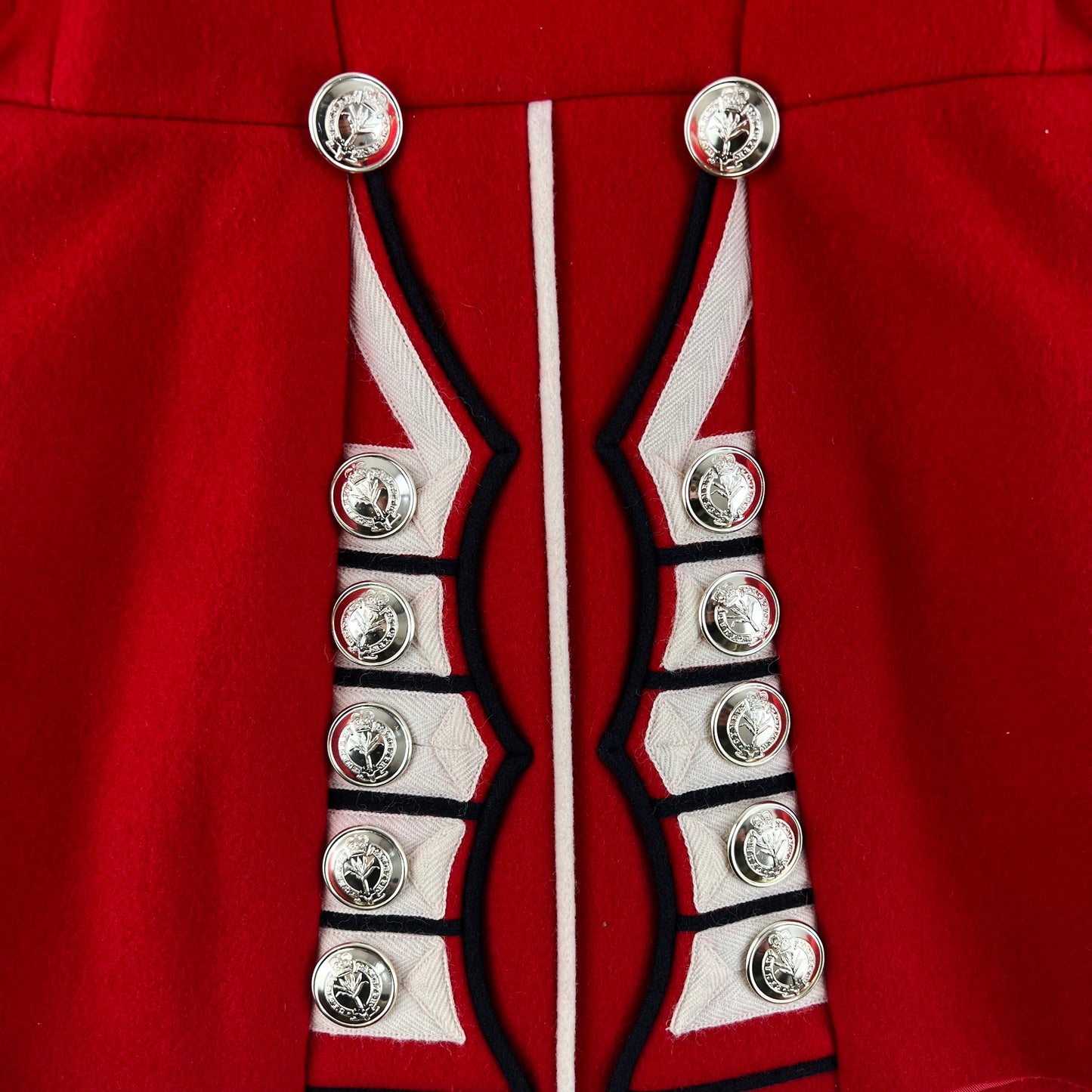 British Army Footguard's Jacket R & F - Welsh Guards - Small