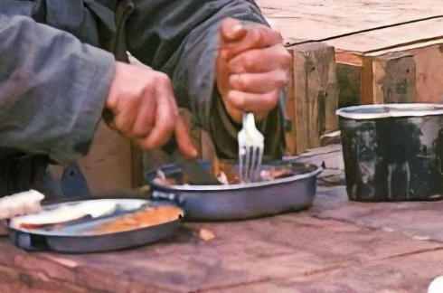 Canteens & Other Utensils
