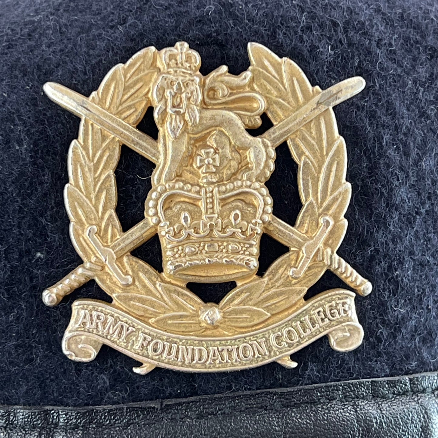 British Army Navy Beret w/ Badge - Army Foundation College - Medium 57cm