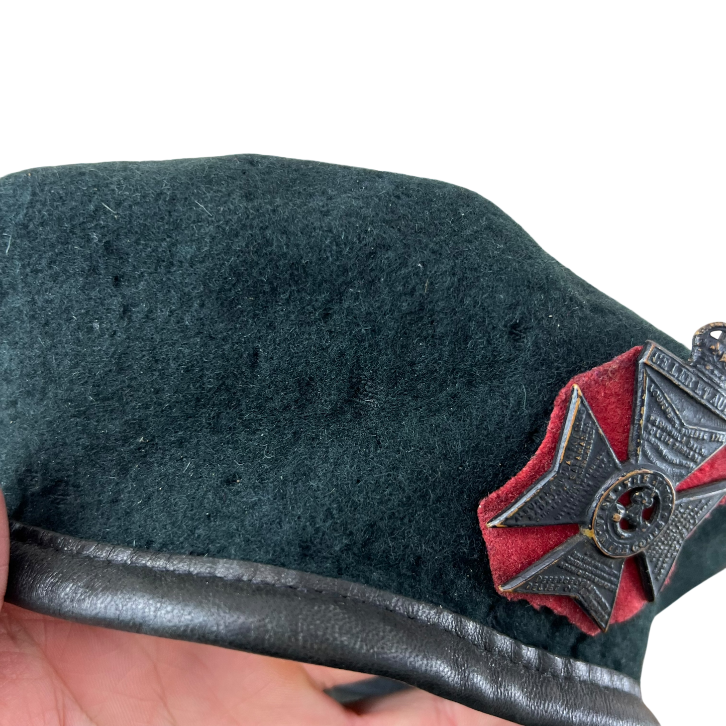British Army Beret w/ Badge - KRRC - Medium 58cm