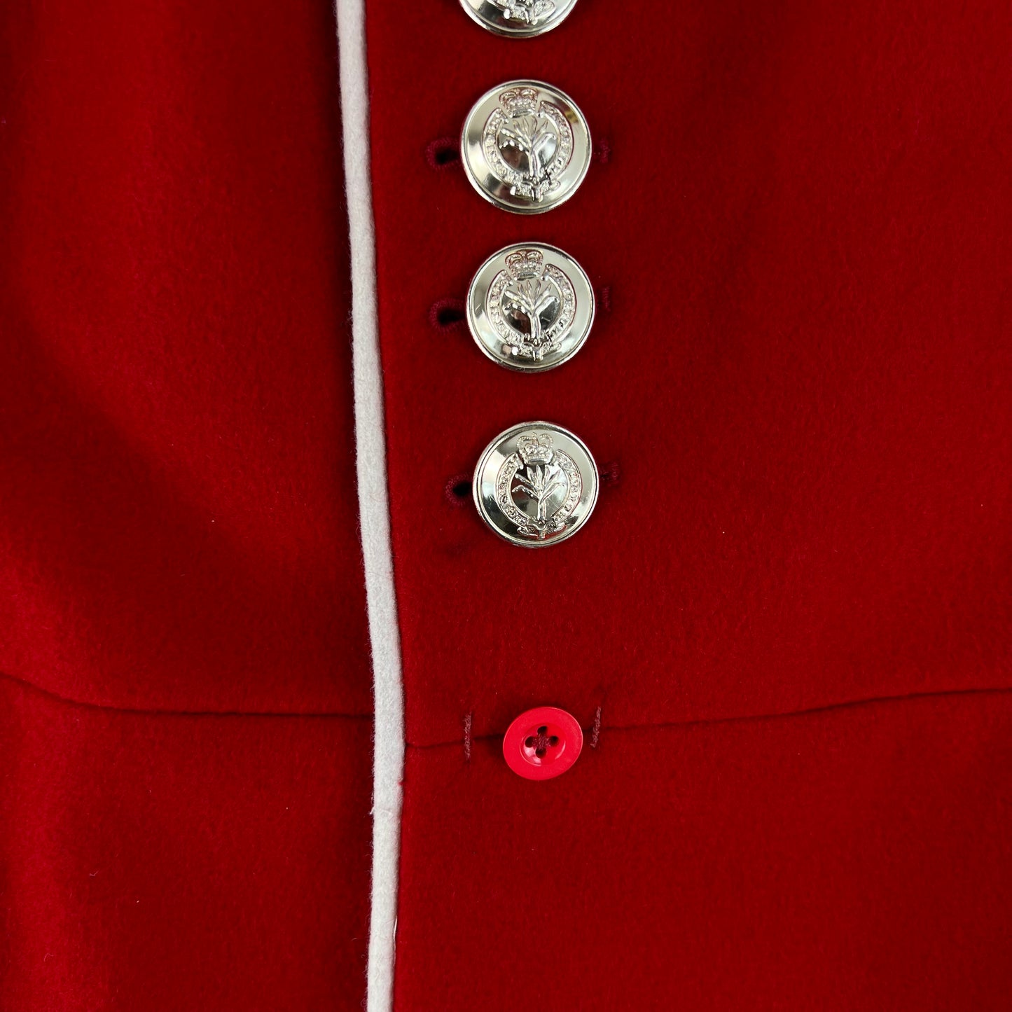British Army CQMS & Sergeants Bandsman's Tunic Jacket w/ Wings - Welsh Guards - Medium