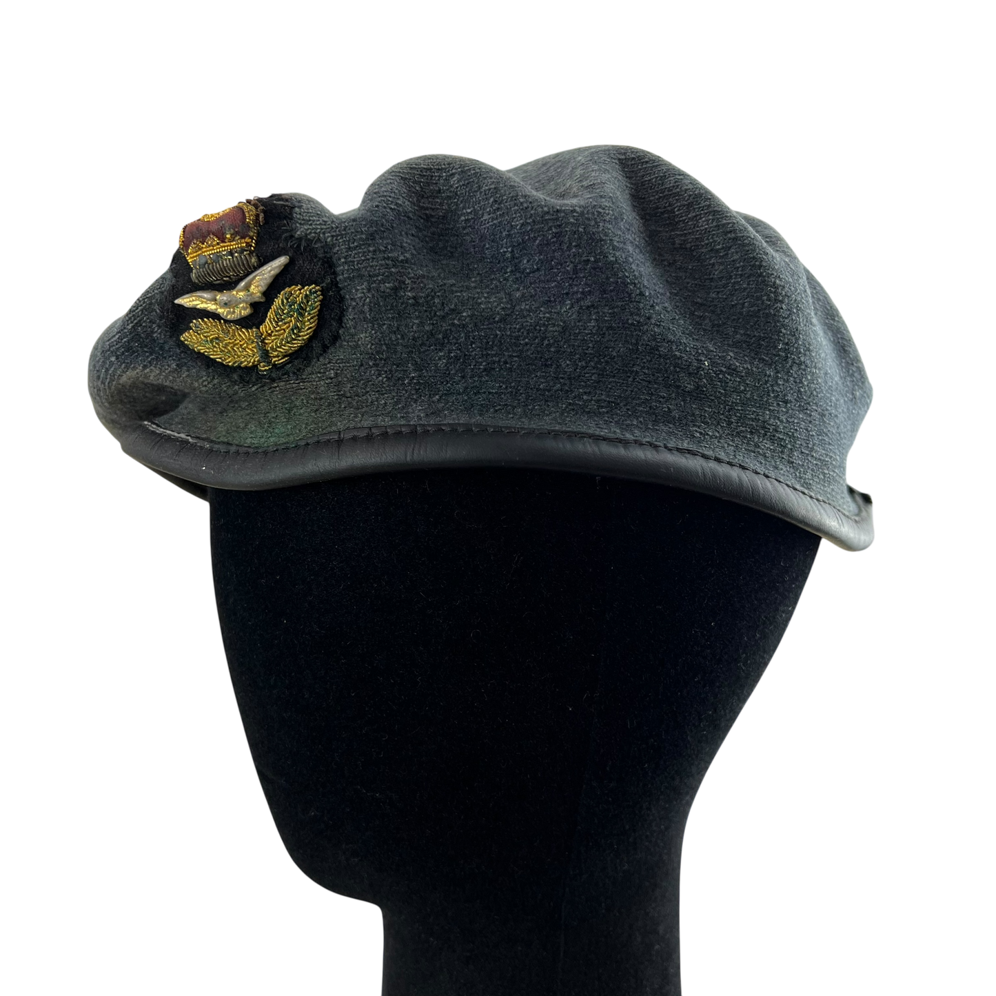 British RAF Beret w/ Officer's Badge - Medium