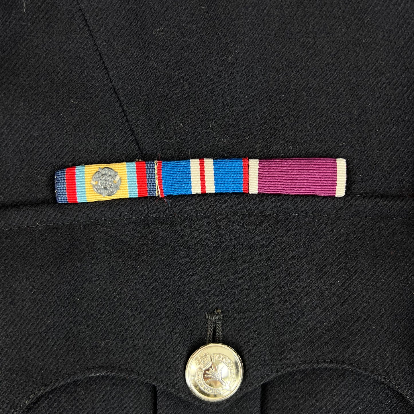 British Army No. 1 Dress Jacket w/ Belt - Welsh Guards - Medium