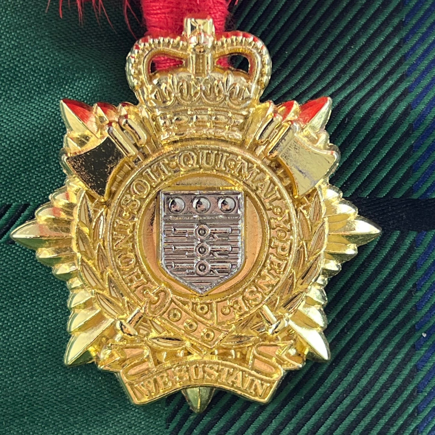 British Army Tam o Shanter w/ Badge & Plume - Royal Logistic Corps - Medium