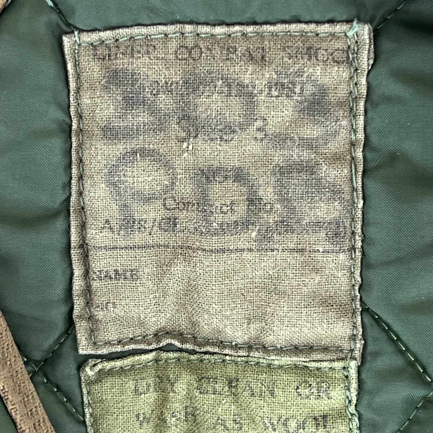 British Army Cold Weather Jacket Gilet Liner - Large SIZE 3