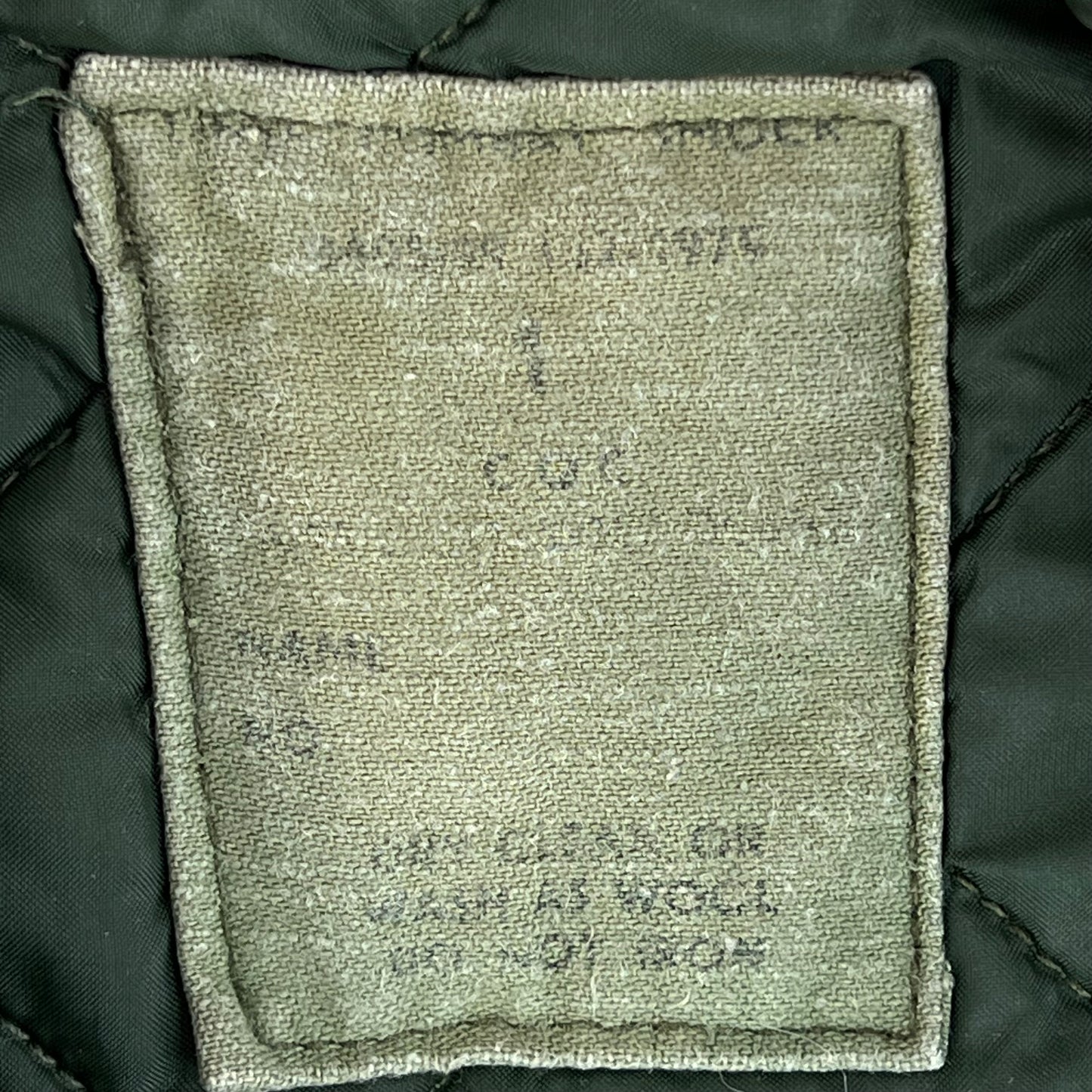 British Army Cold Weather Jacket Gilet Liner - Medium SIZE 1