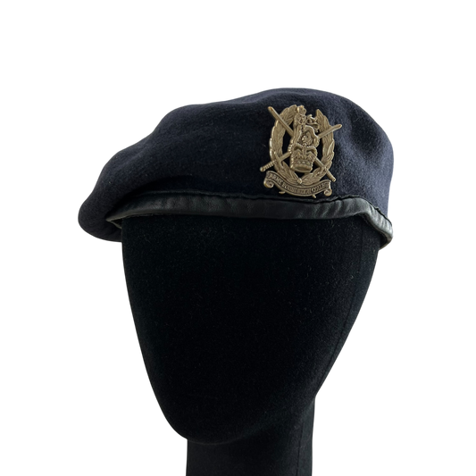 British Army Beret w/ Badge - Royal Army College - Small