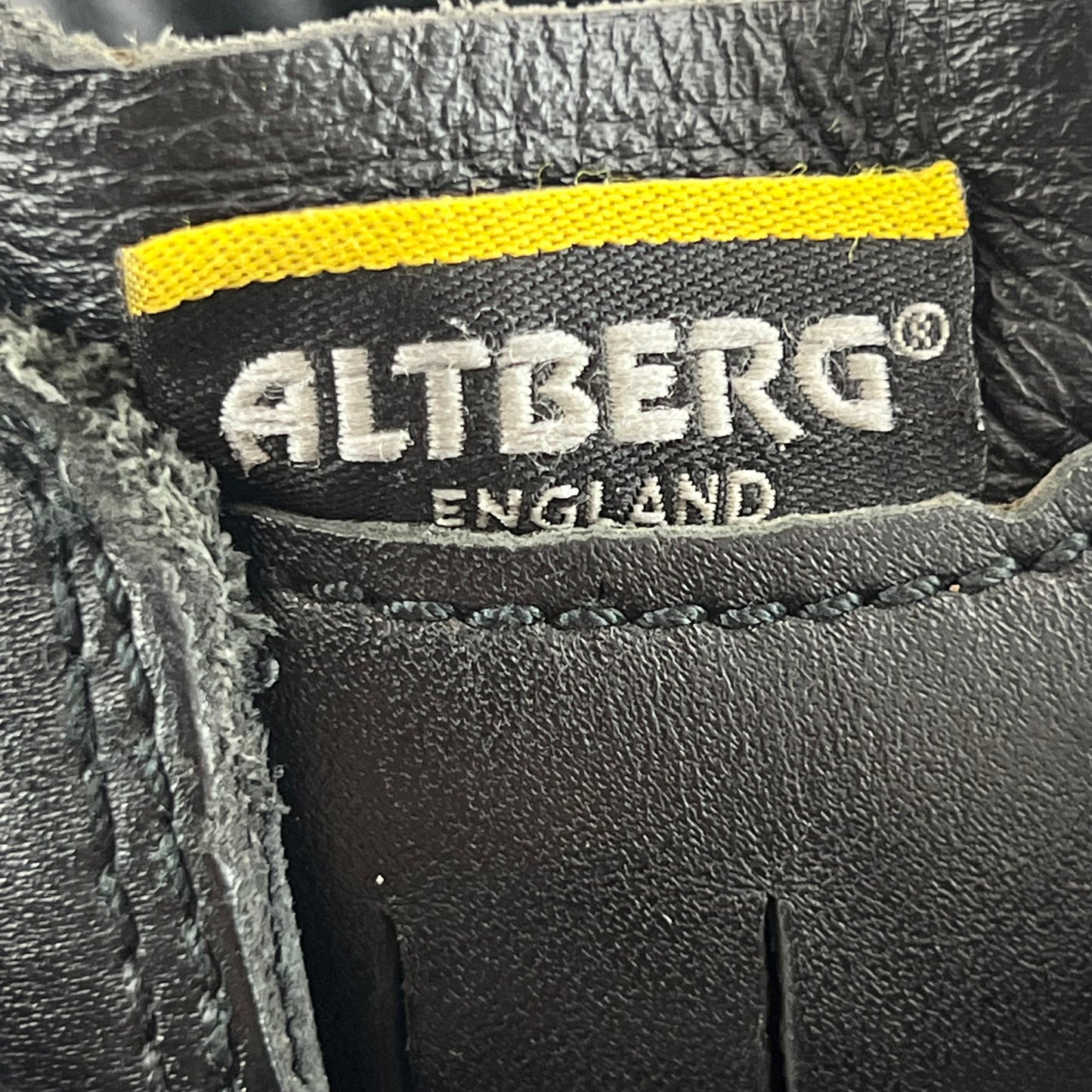 British Army Altberg Defender Black Combat Boots - Size 7L