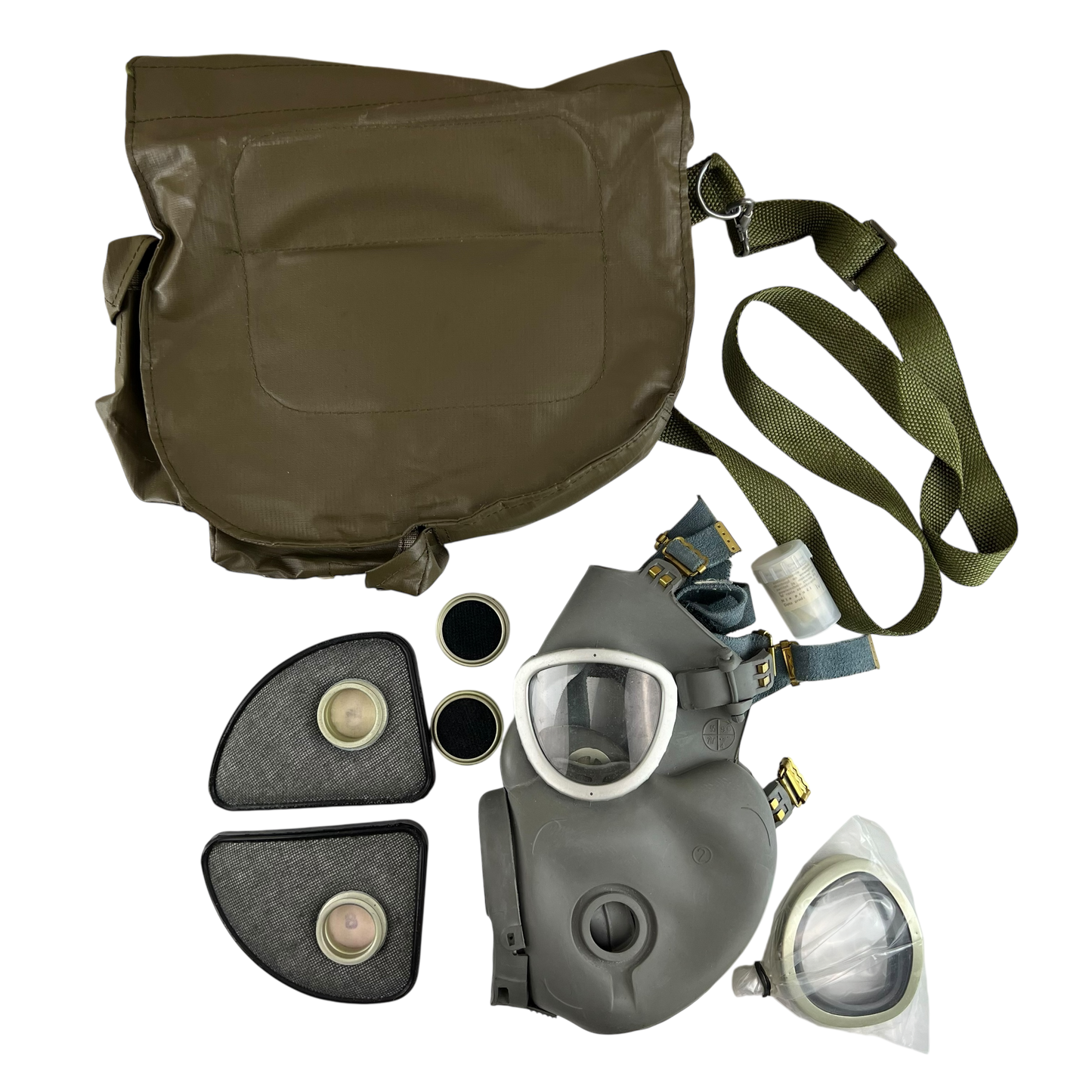 Czechoslovak Army M10 Gas Mask & Bag Kit