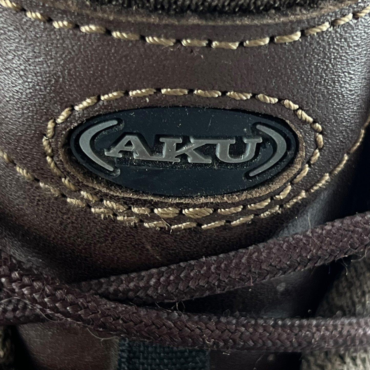 British Army AKU Brown Combat Boots - Size 5M