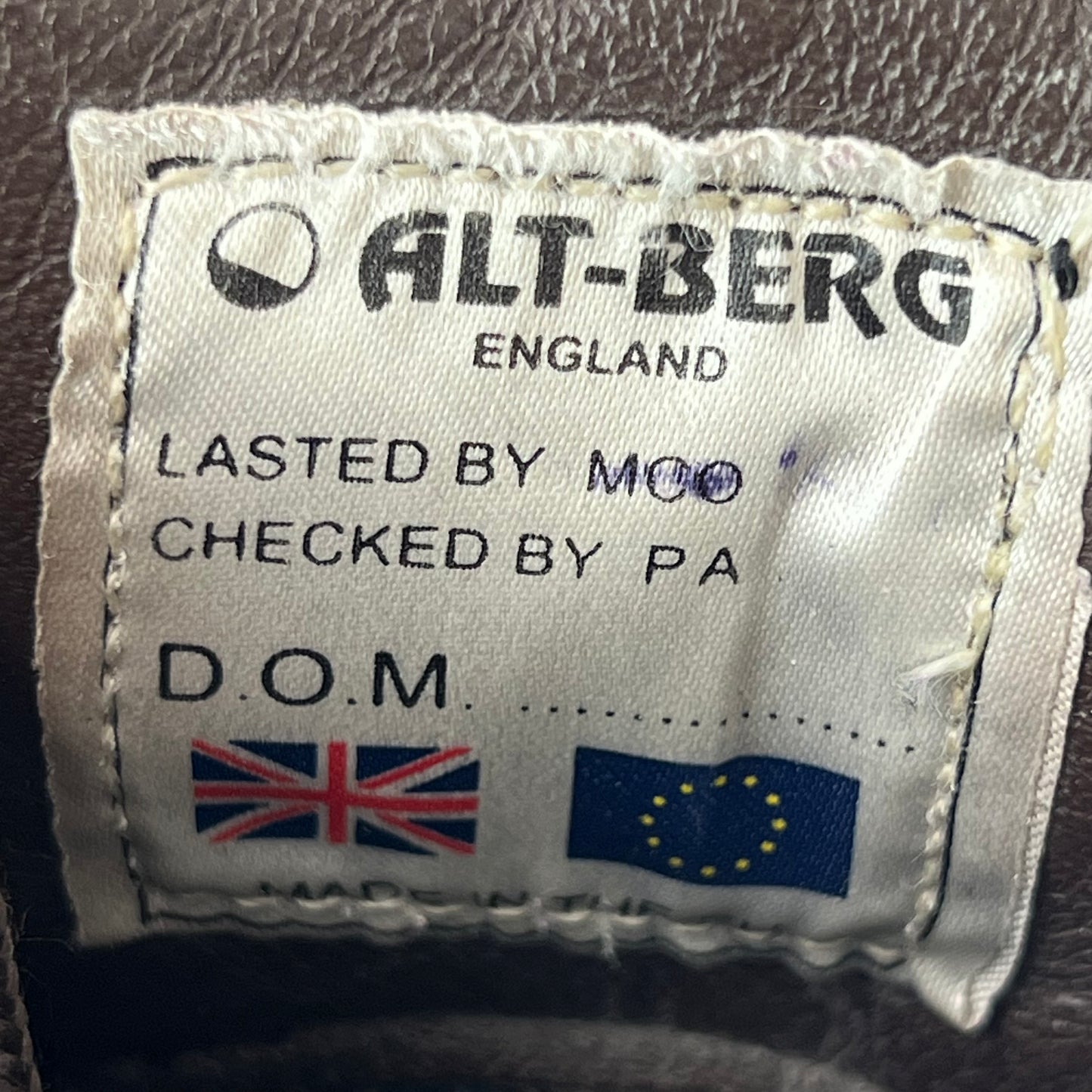 British Army Altberg Brown Combat Boots - Size 7