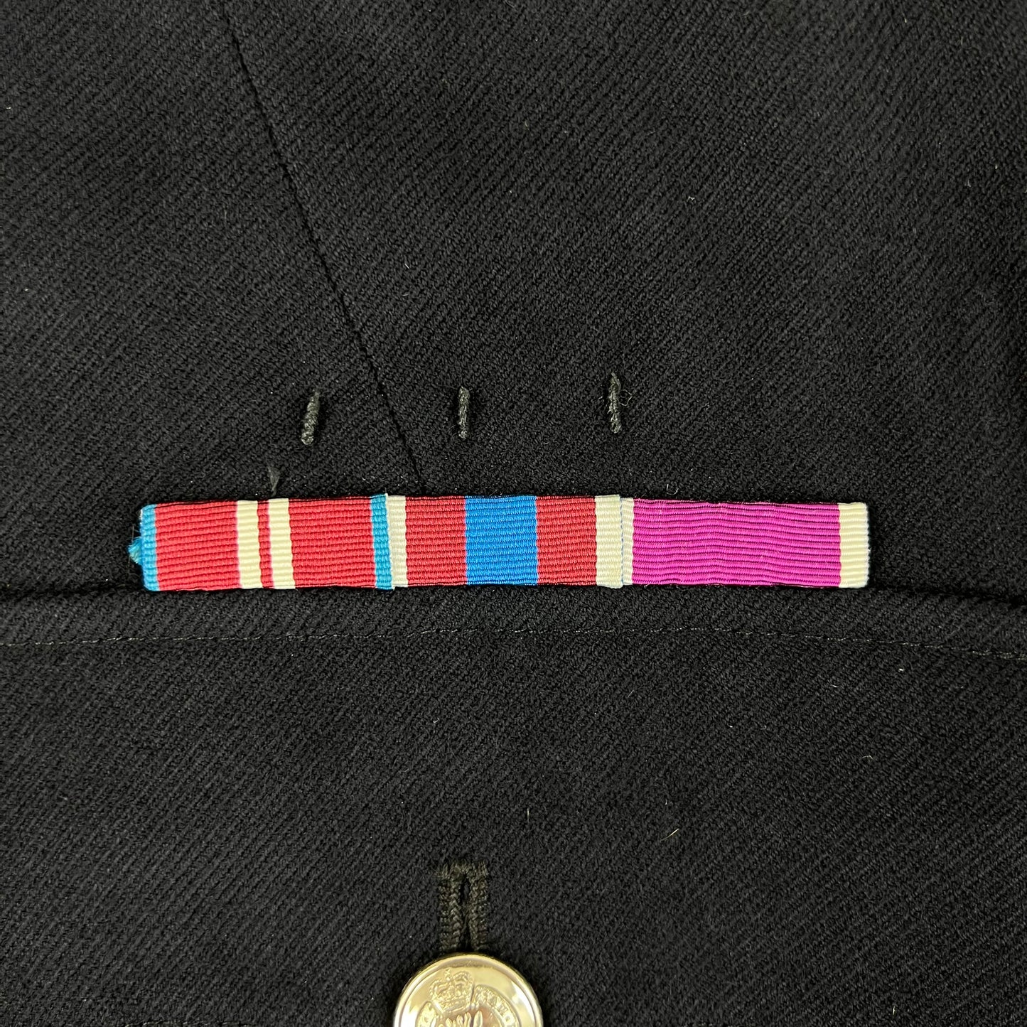 British Army No. 1 Dress Jacket w/ Belt - Welsh Guards - Medium