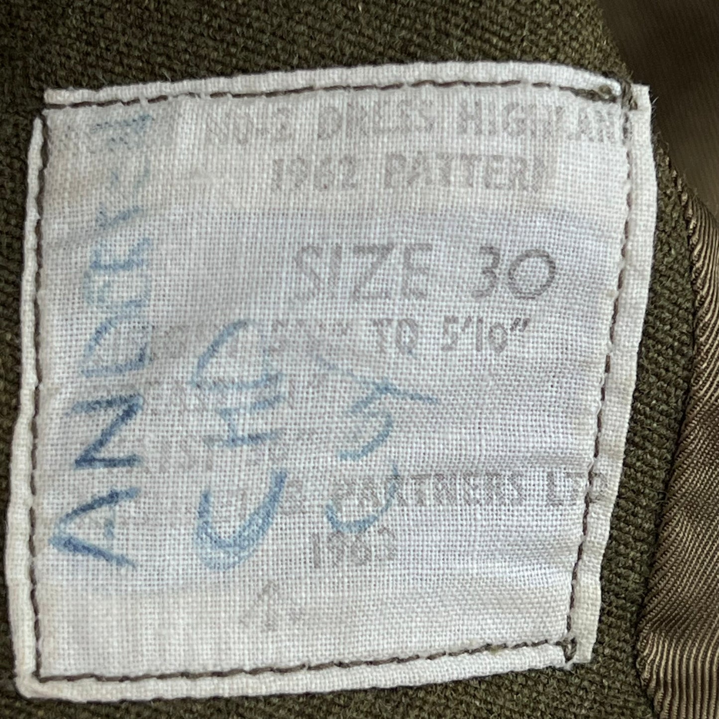 British Army No. 2 Dress Jacket Khaki 1962 Pattern Scottish - Queen's Own Highlanders - Medium SIZE 30