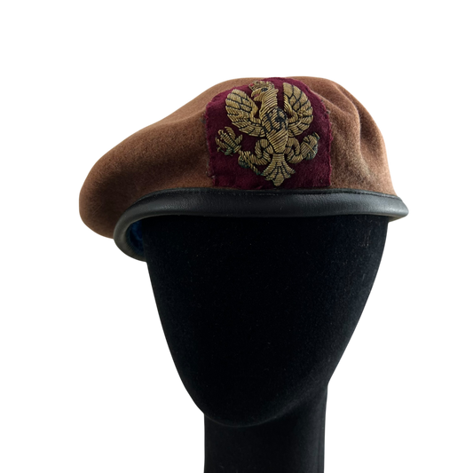 British Army Beret w/ Patch - King's Royal Hussars - Medium