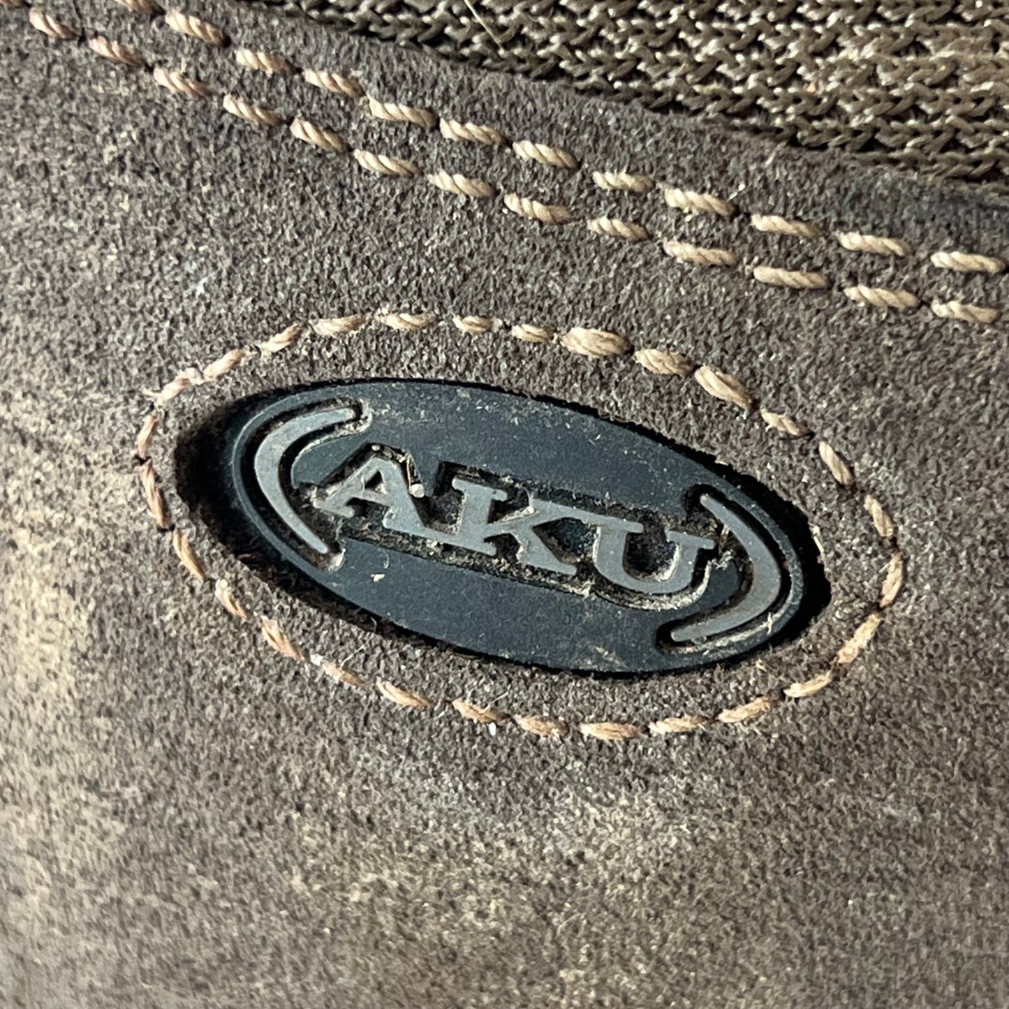 British Army AKU Brown Combat Boots - Size 9L