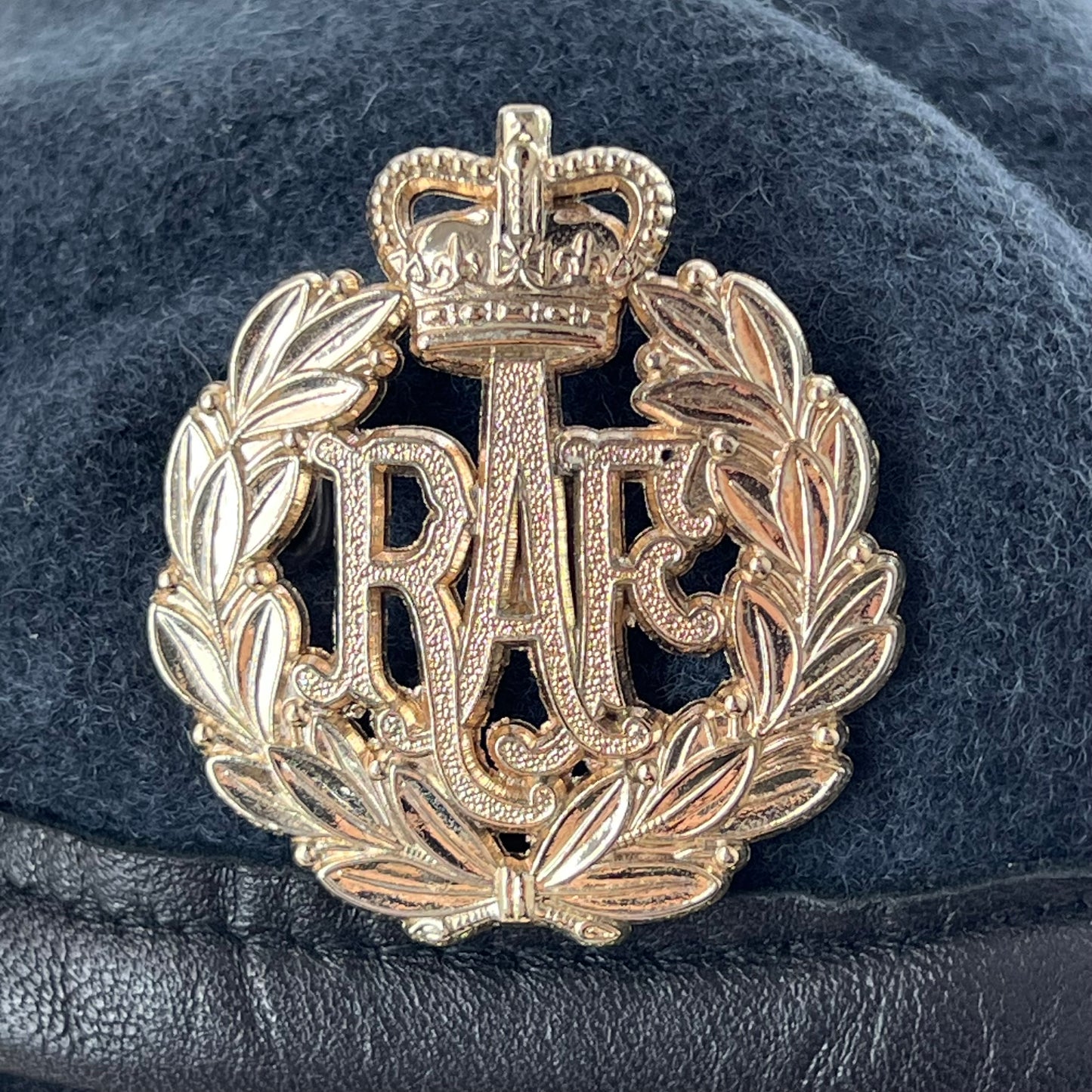 British RAF Beret w/ Badge - Small 56cm