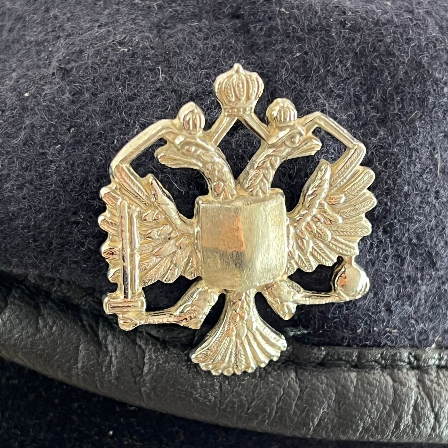 British Army Navy Beret w/ Badge - 1st Queen's Dragoon Guards - Medium 58cm