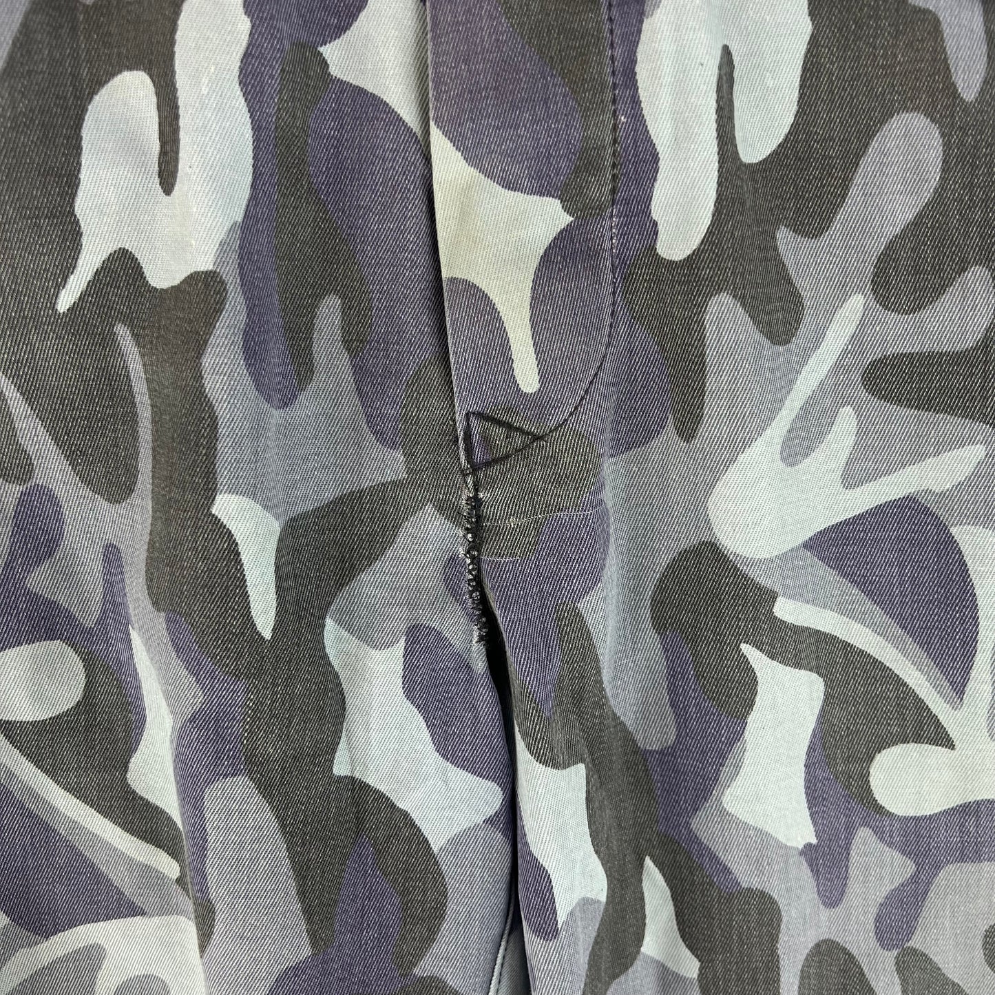 Romanian Army / Police M1990 Blue Leaf Camouflage Trousers - W36 L28.5
